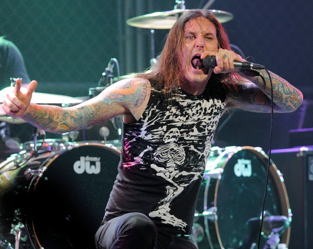 Tim Lambesis na scenie z As I Lay Dying