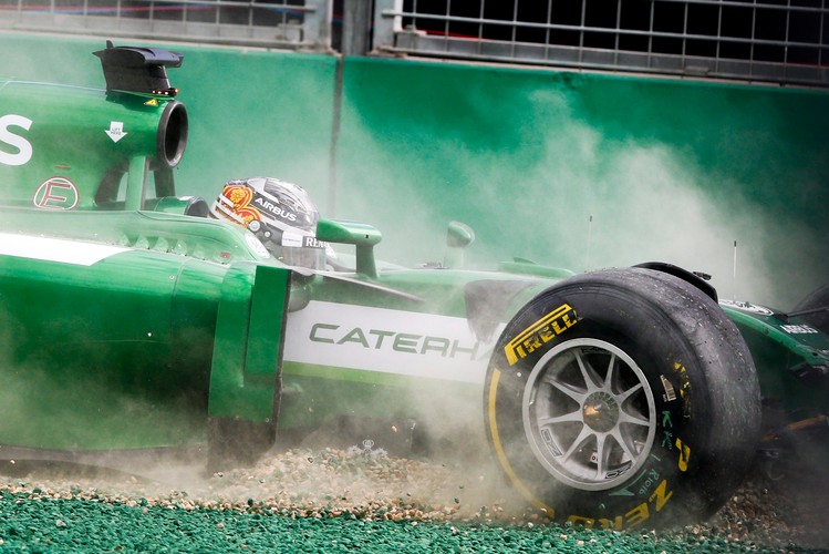 Kamui Kobayashi rozbił bolid tuż po starcie GP Australii