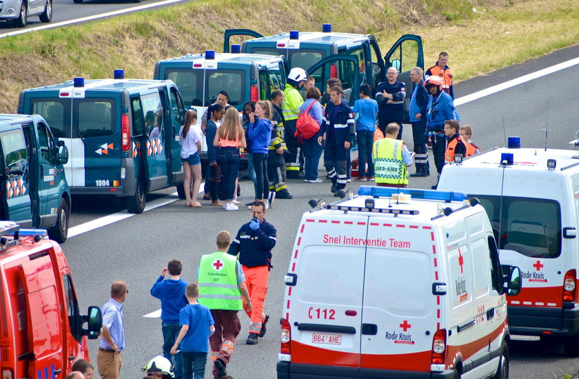 Wypadek autokaru w Begii