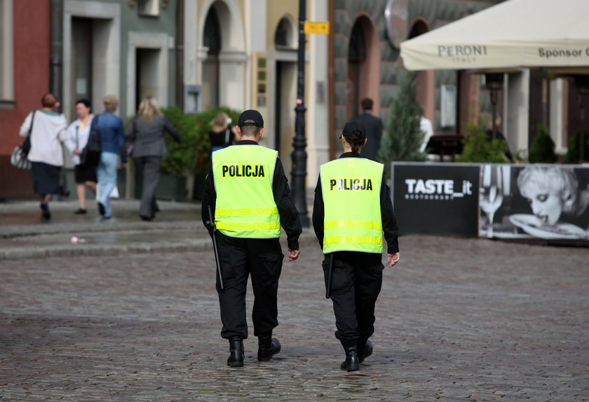 Dodatkowe patrole i więcej policjantów na Starym Rynku