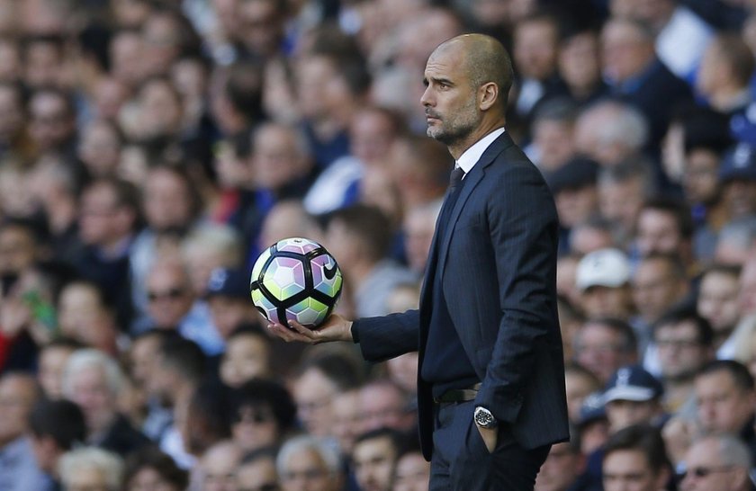 Pep Guardiola odciął piłkarzy Manchesteru City od świata!