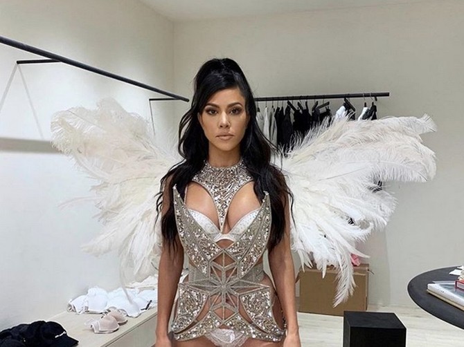 Kortni Kardašijan kao Anđeo- ali samo na Instagramu