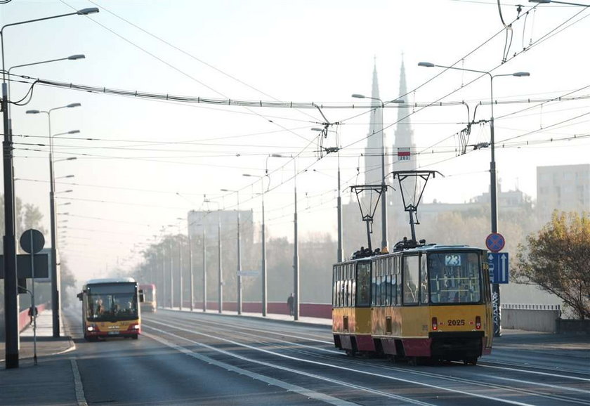 Wpuście auta na most poza szczytem!