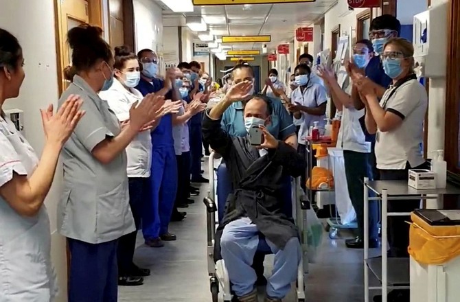 Aplauz za Hiltona, aplauz za medicinsko osoblje