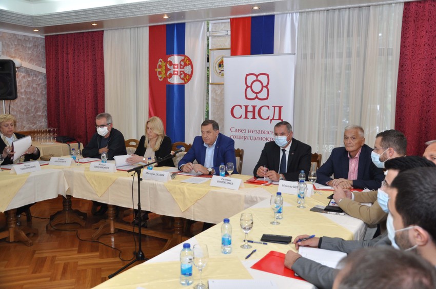 Sastanak Izvršnog komiteta SNSD IJ jedan.