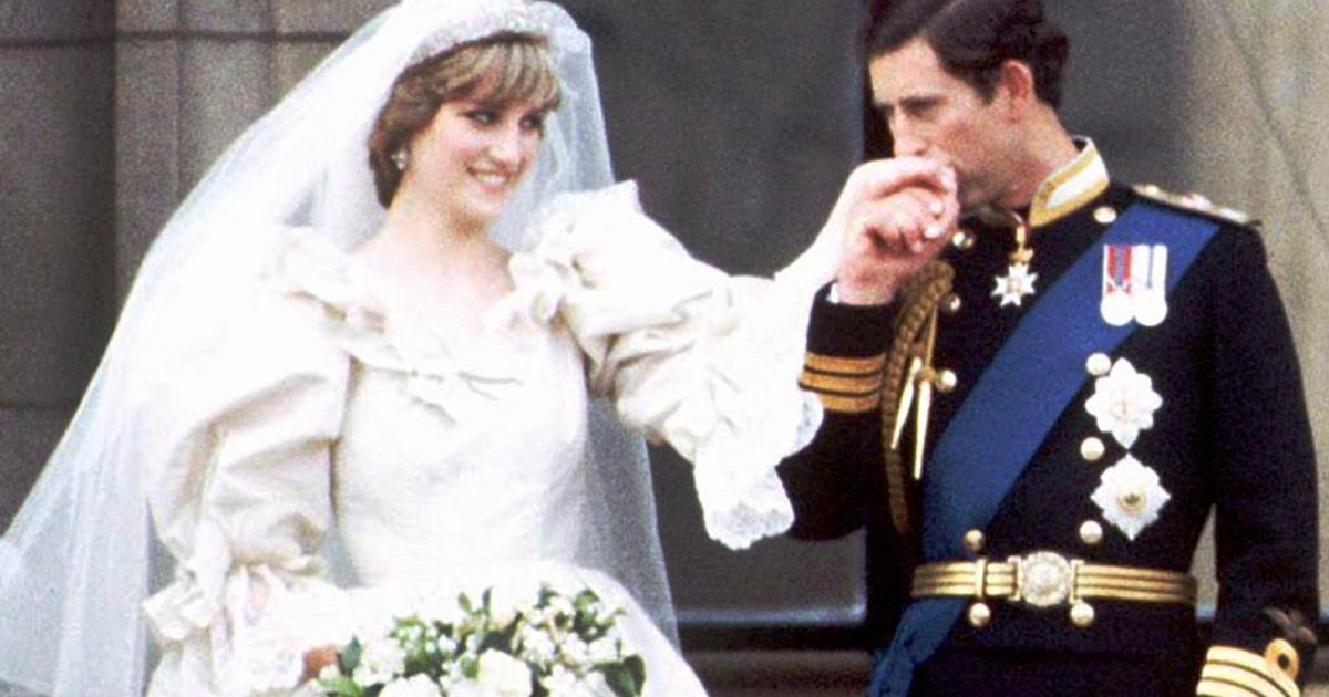 Princess Diana had a secret backup wedding dress that had a dramatic ...