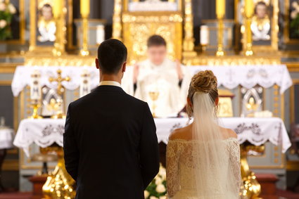 Ile kosztuje stwierdzenie nieważności ślubu kościelnego? Kwota nie jest tak duża, jak sugerują plotki