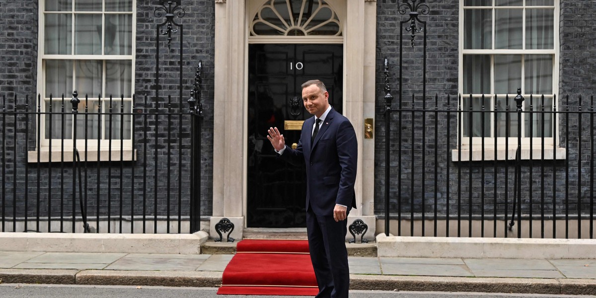 Prezydent Andrzej Duda, jako jeden z nielicznych zaproszony został na spotkanie z nową brytyjską premier.