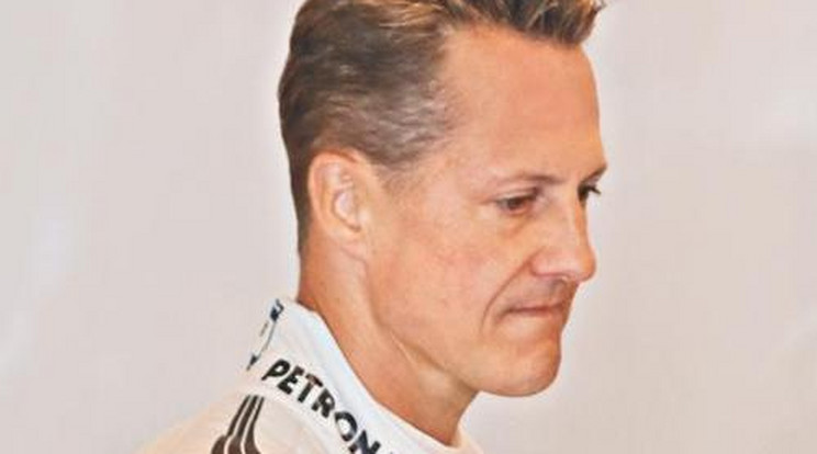 Felébresztik Schumachert a kómából