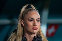 Najseksowniejsza piłkarka świata zarabia krocie w internecie. Rozenek to przy niej uboga krewna [FOTO]