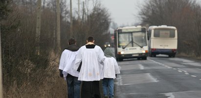 Ile dać księdzu po kolędzie w 2022 roku? Czy uwzględnić drożyznę?