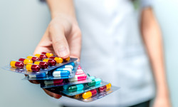 Czy antybiotyki w Polsce są nadużywane? Opinie lekarzy i stanowisko rodziców
