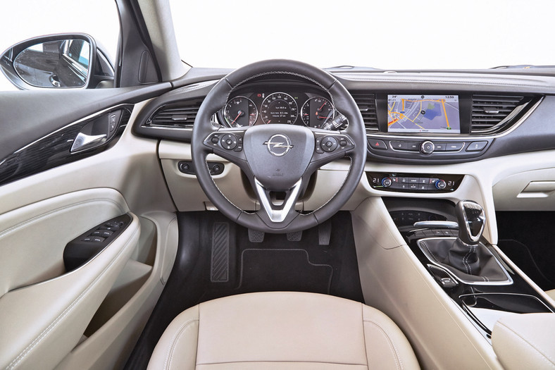 Mazda 6 kontra Opel Insignia, Volkswagen Passat diesle