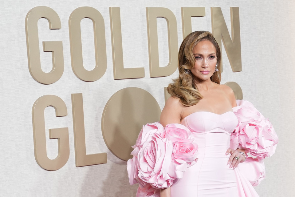 Jennifer Lopez na gali Złote Globy 2024