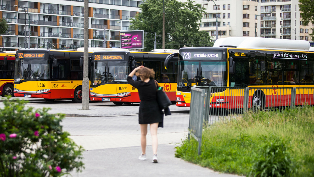 30-latki wolą mieszkać z rodzicami niż żyć na własną rękę, bo tak jest taniej