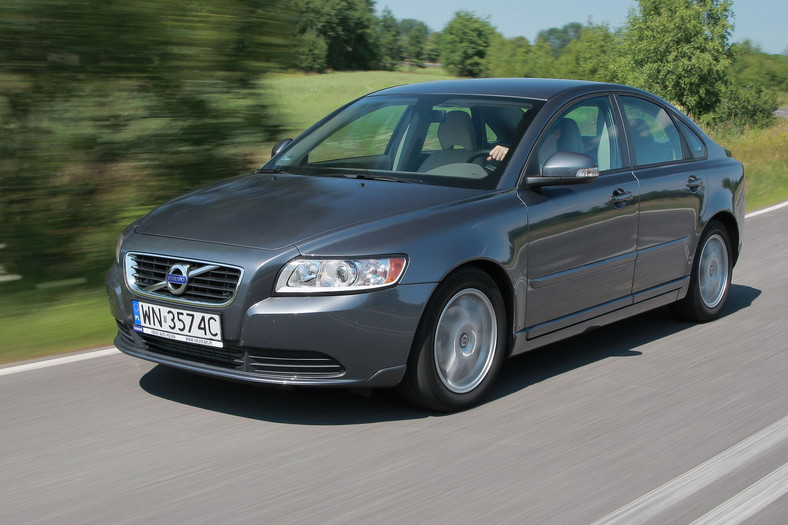 Volvo S40 II generacji