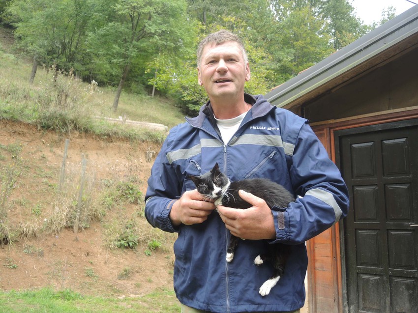 Željko je napunio 52 godine, a i dalje je momak