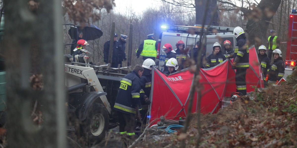 Tragiczny wypadek. Nie żyją cztery osoby.