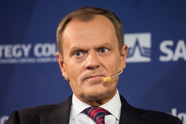 Tusk: NATO powinno wysłać dodatkowe oddziały na granice Paktu