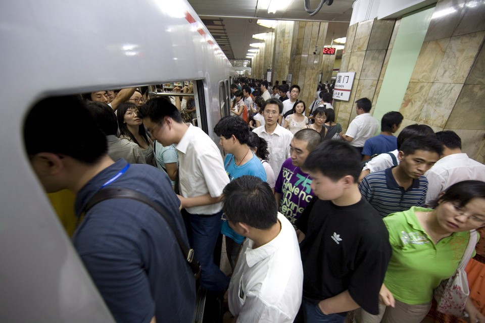 PEKIN CHINY OLIMPIADA METRO