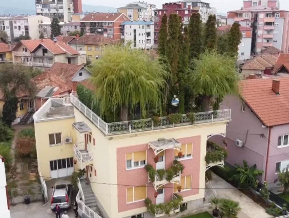 Kuća u Pirotu sa parkom na krovu