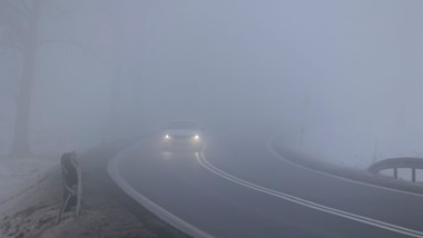 warszawa zagrożona przez niebezpieczne zjawisko. imgw wydał ostrzeżeni