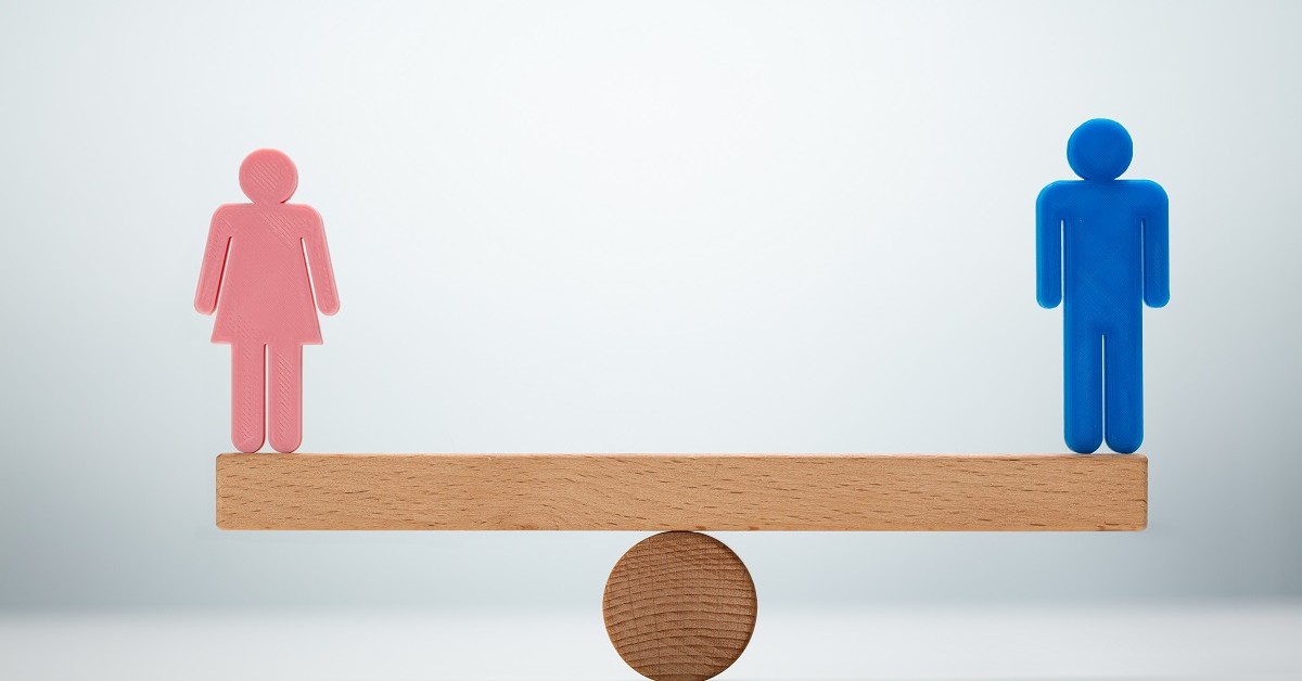 Cóż szkodzi ogłosić, iż minister poszukuje sekretarza lub sekretarki? [KOMENTARZ]