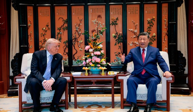 Donald Tramp i Si Đinping u kompleksu Džongnanhai