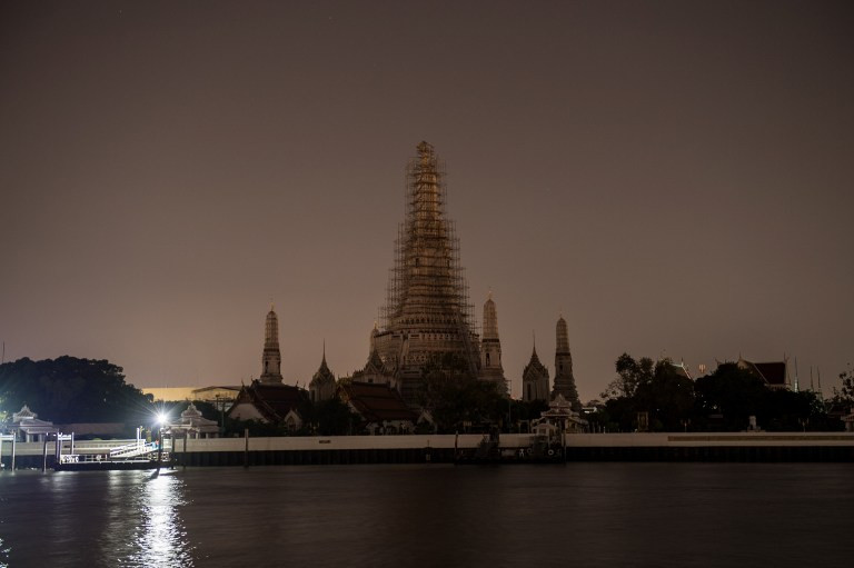 Bangkok, Wat Arun w ciemnościach