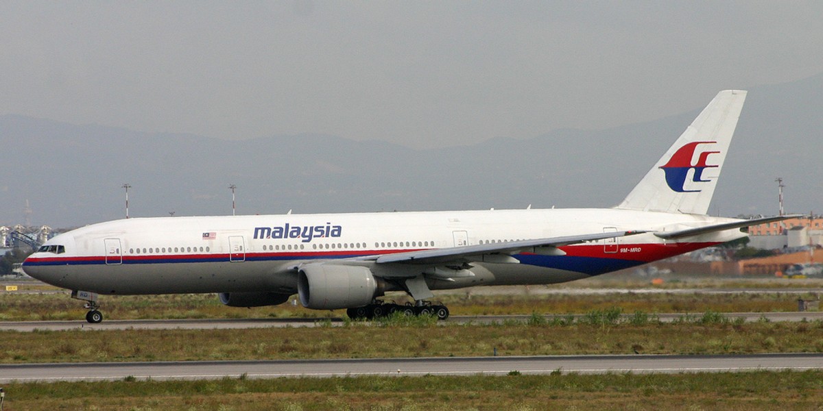 Boeing 777 linii lotniczych Malaysia o rejestracji 9M-MRD sfotografowany 3 lata przed zestrzeleniem