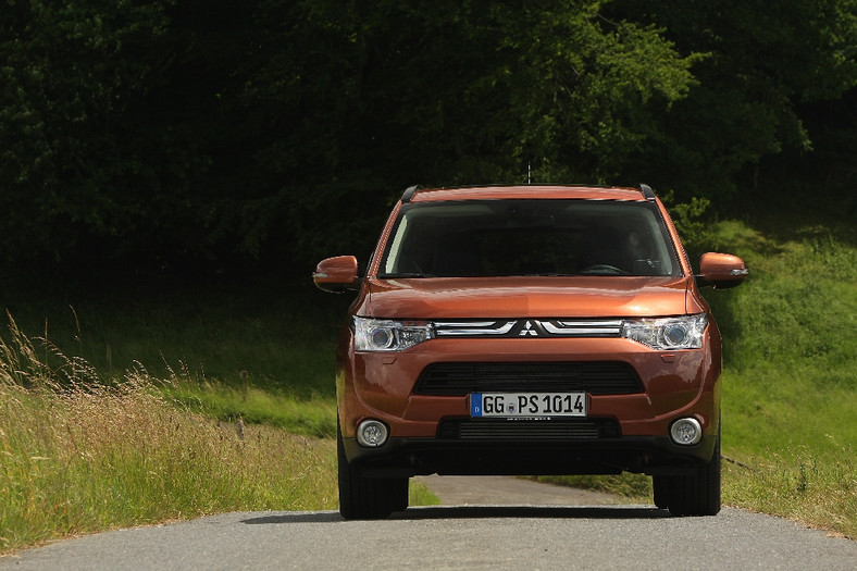 Mitsubishi Outlander bez tajemnic - zdjęcia