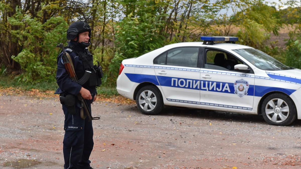 Meghalt egy rendőr egy lövöldözés során a szerbiai Lipnicki Sor határátkelőnél: hajtóvadászat indult az elkövető ellen