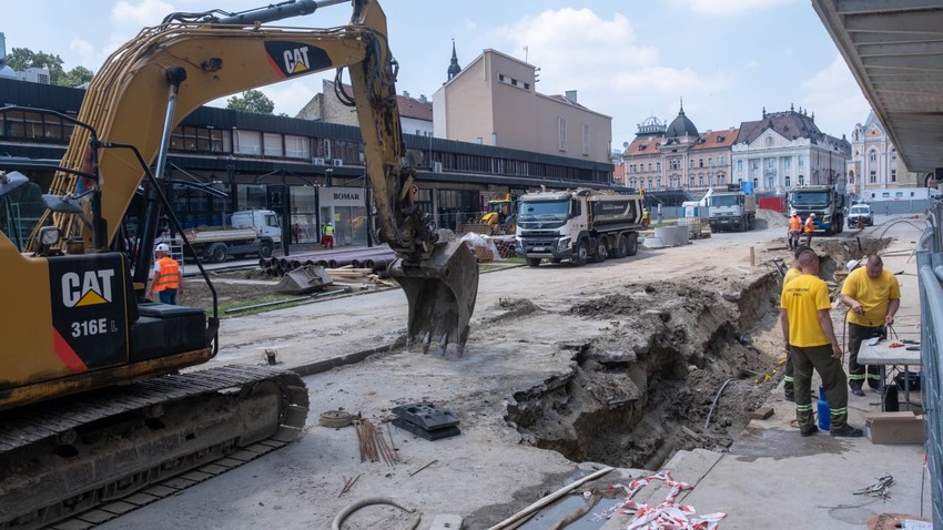 Radovi na izgradnji garaže