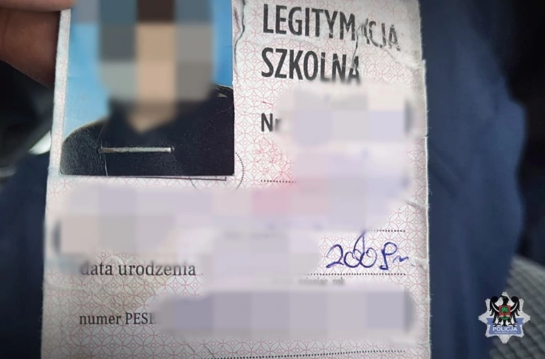 Legitymacja, którą 13-latek pokazał policji