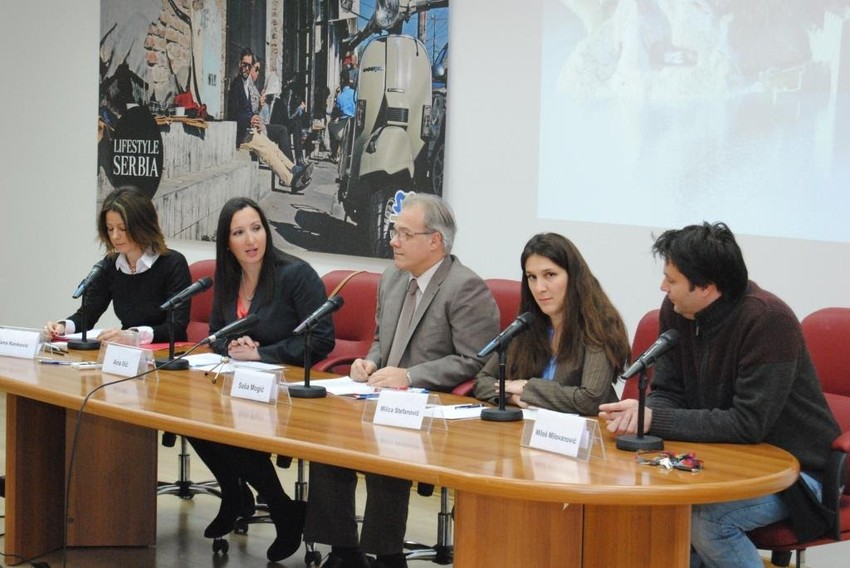 Ana Ilić (druga s leva)