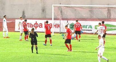 To mogło się zdarzyć tylko w Rosji. Przegrali 0:15, a klub pozbawił piłkarzy... jedzenia i mieszkań