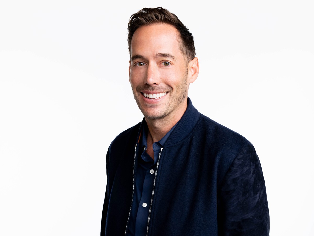 Każdy dzień zaczynam od cold brew, a kończę na kąpieli z Paris Hilton. Tak wygląda życie Cartera Reuma