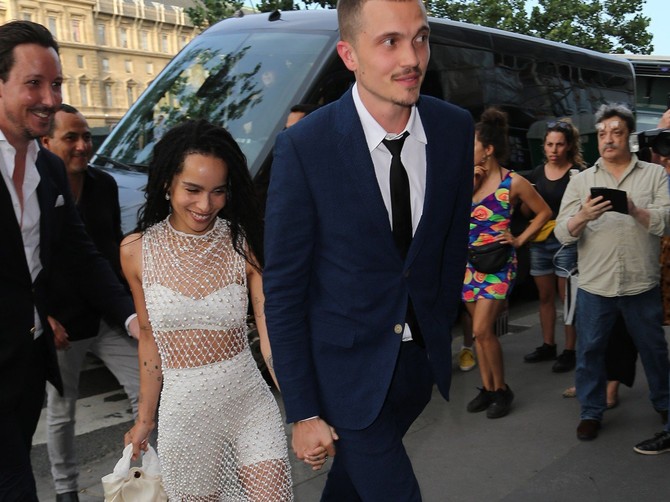 Zoe Kravic i Karl Glusman