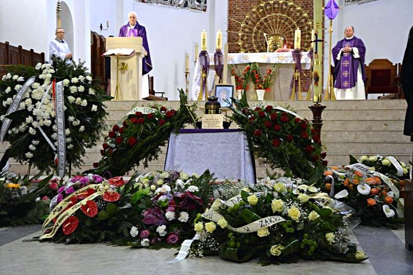 Bliscy i znajomi pożegnali Danutę Wielochę. „Tego pogrzebu nie było w planach”