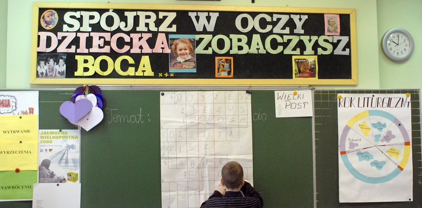 Dzieci masowo rezygnują z lekcji religii. Tam to prawie połowa uczniów!