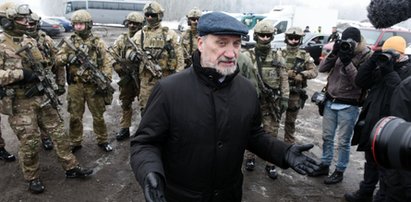 Macierewicz będzie degradował żołnierzy