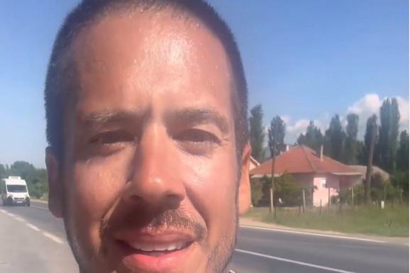 (VIDEO) "SKUPILI SMO 16 MILIONA DINARA" Nikola Rokvić na pragu Grčke: Evo gde se trenutno nalazi, Egina sve bliža i bliža