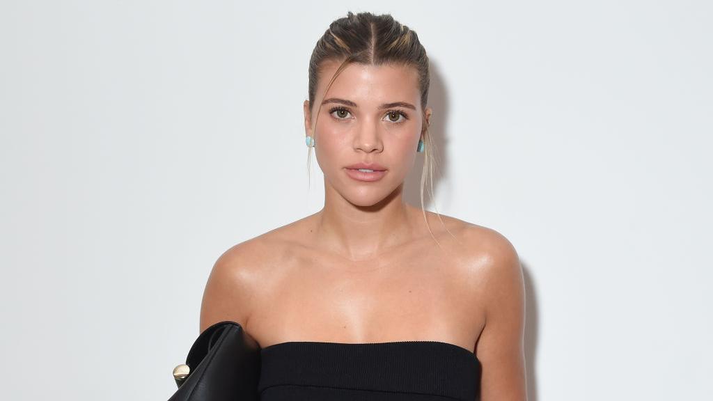 Sofia Richie is expecting her first child, she announced with dreamy photos