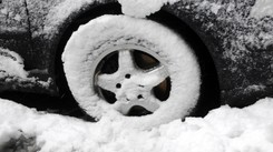 Powrót zimy. Trudne warunki na drogach [PROGNOZA POGODY]