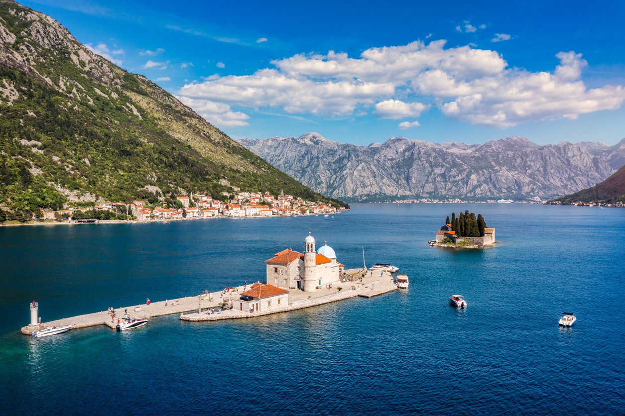 Čierna Hora je obľúbenou dovolenkovou destináciou. (ilustračné foto)