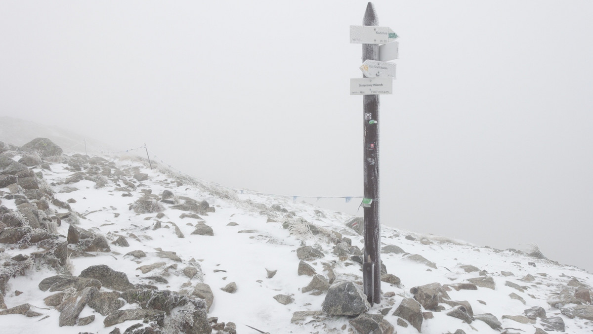 Tatry: na Kasprowym Wierchu 33 cm śniegu