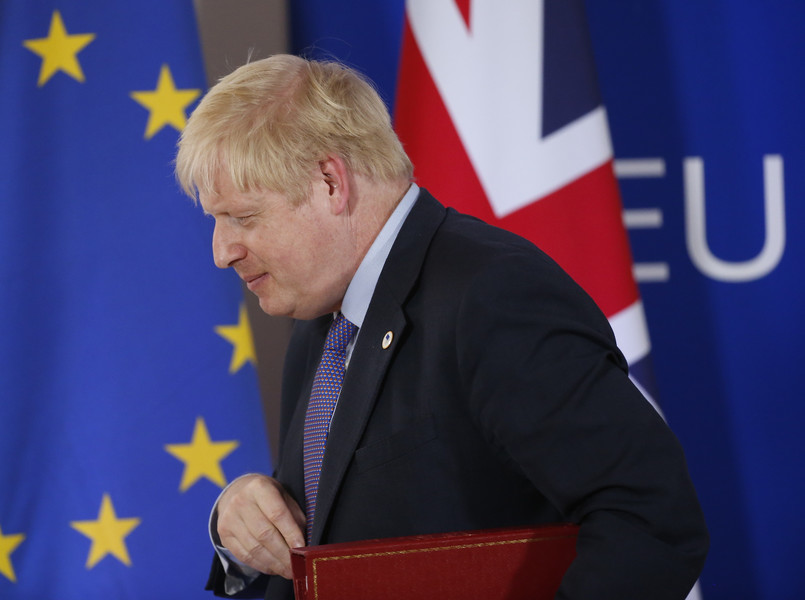 Boris Johnson jednak dotrzymał słowa. Na szczycie Rady Europejskiej pojawił się z nową umową rozwodową. Dokument jest kontrowersyjny, ale mimo to między Londynem a Brukselą zapadło porozumienie w sprawie brexitu.