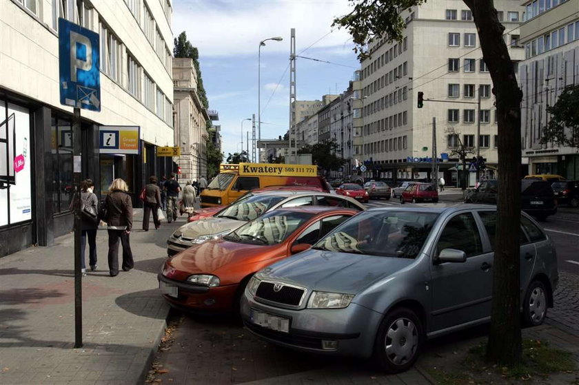 Urzędnicy w Gdyni zabierają parkingi