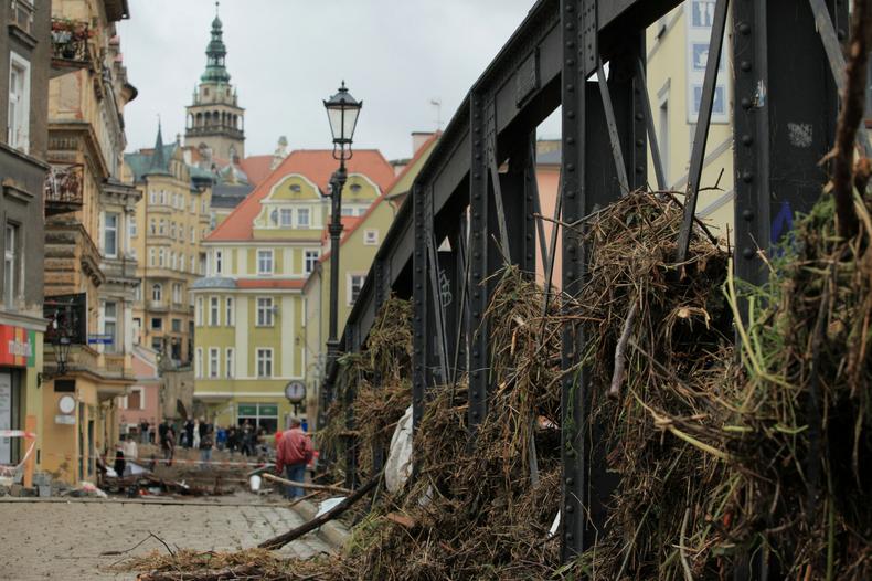 Szkody po powodzi w Kłodzku