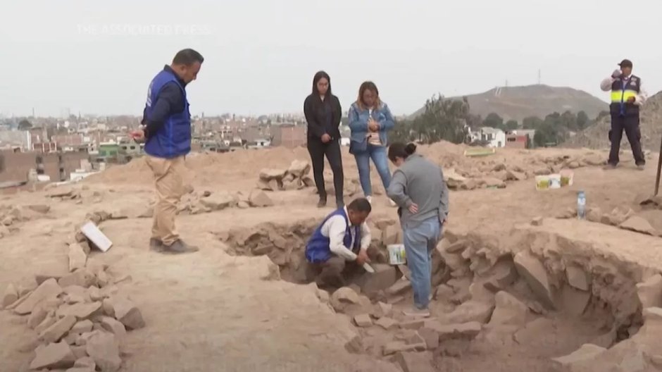 W Peru odkryto mumię, która liczy 3 tysiące lat fot. Associated Press/YouTube